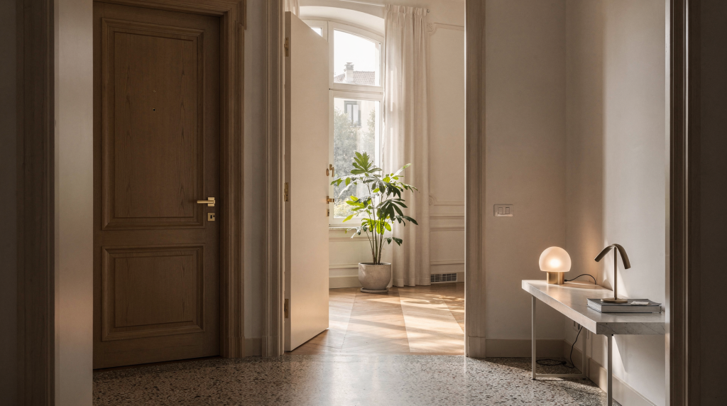 Visual Diary: Entryways, Doors and Thresholds in Milanese Homes